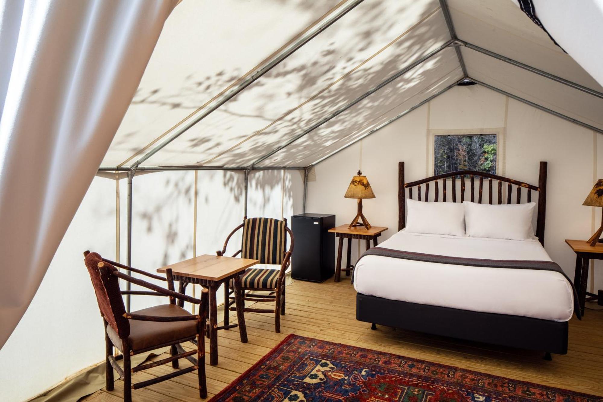 Lodge At Schroon Lake Экстерьер фото