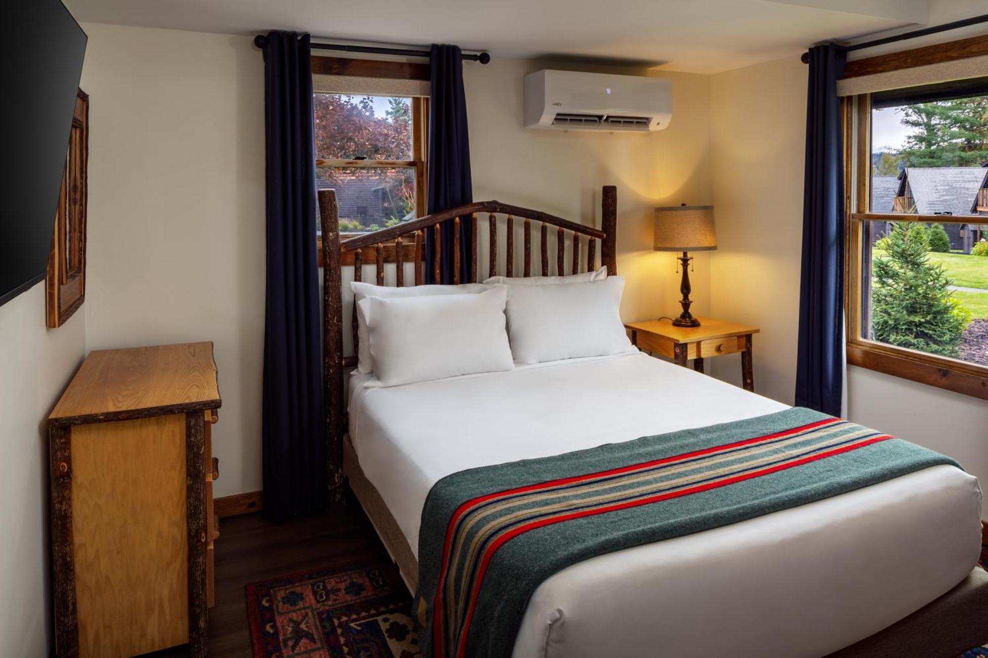 Lodge At Schroon Lake Экстерьер фото